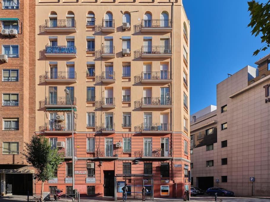 New Retiro Recien Reformado 10 Min En Metro A Sol, Hasta Seis Personas Appartement Madrid Buitenkant foto