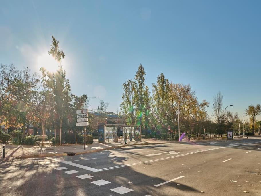 New Retiro Recien Reformado 10 Min En Metro A Sol, Hasta Seis Personas Appartement Madrid Buitenkant foto